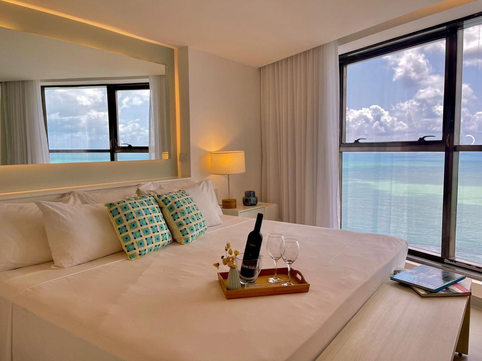 Hy Flats - International Recife